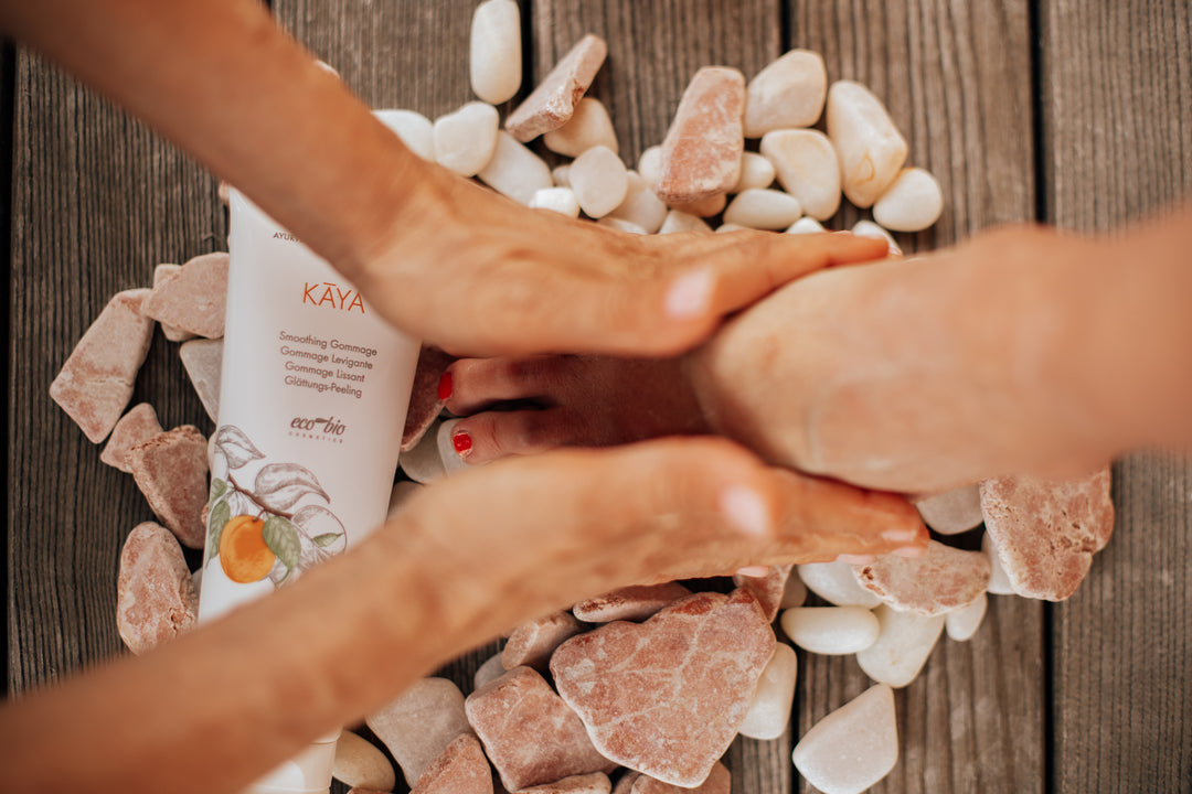 Kaya Smoothing Scrub